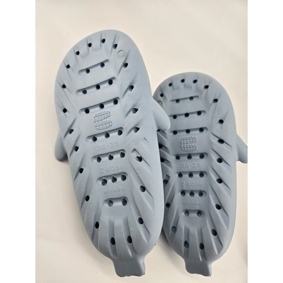 Shark Slides Sandals Non-Slip Open Toe EVA Slippers Cloud Blue Sz 38-39 US 8 - Picture 8 of 8
